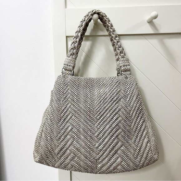 Cole Haan Medium Tote B23878 White Black Laury Cobra Purse Bag Snakeskin - Picture 1 of 9